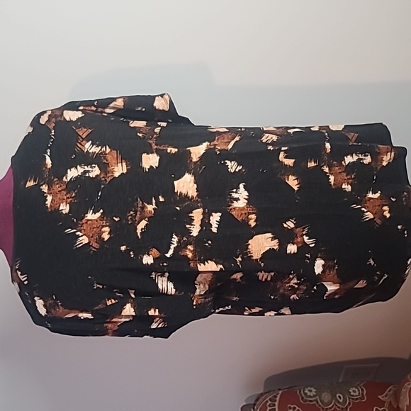 Black, brown, & tan LLR Olive Tee - Picture 2 of 4